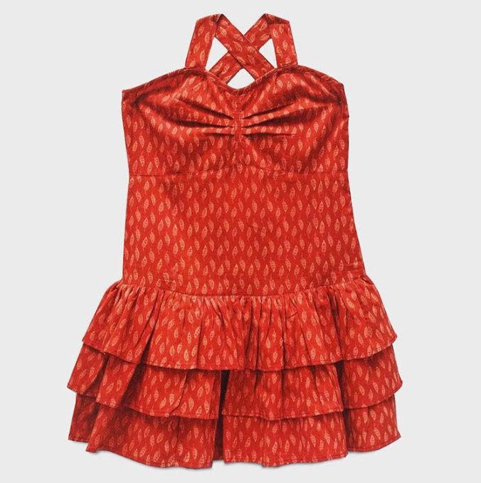 Almost halter-neck party frock in stunning red