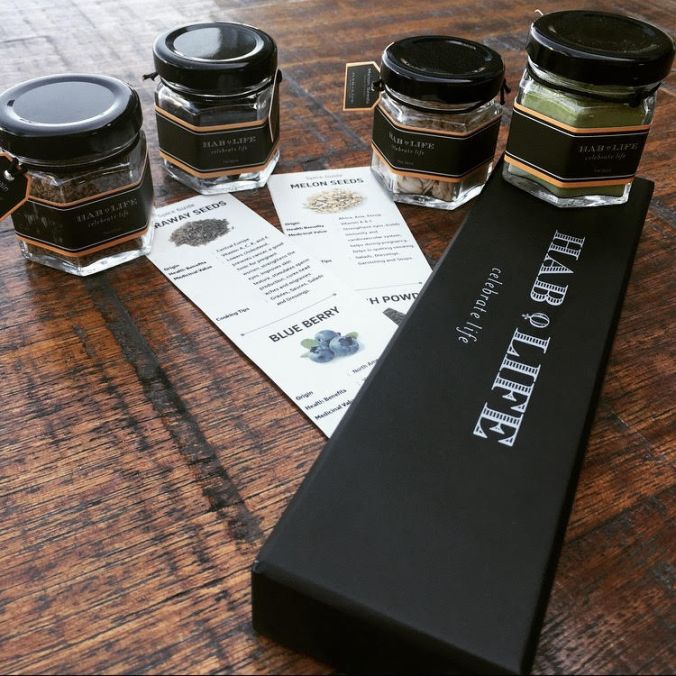 Spinach Powder and other super foods in a HabLife gift pack and stories about the goodies, my thought lane